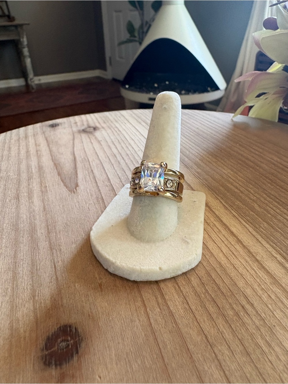 Juicy Couture Gold Tone Crystal Bridal Ring Set Statement Cocktail Ring